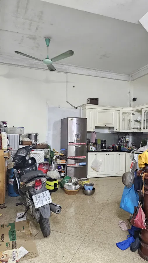 Bán Nhà Đường Láng 38m2. 5 tầng. mặt tiền 4.3m, giá 12.5 tỷ Đống Đa Hà Nội 4