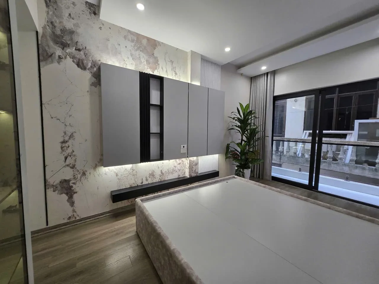Bán Nhà Bùi Ngọc Dương 33m2. 4 tầng. mặt tiền 3.02m. giá 10.5 Tỷ Hai Bà Trưng Hà Nội 2