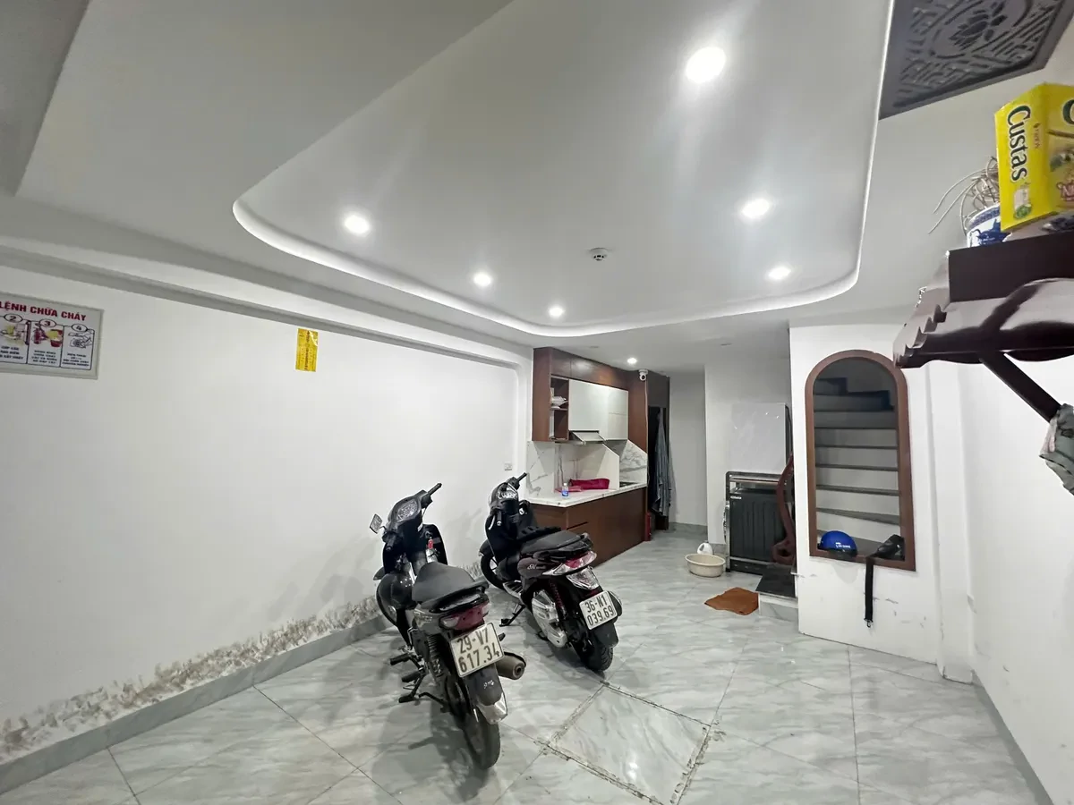Bán Nhà Trường Chinh 30m2. 6 tầng. mặt tiền 3.8m. giá 9 Tỷ Đống Đa Hà Nội 3