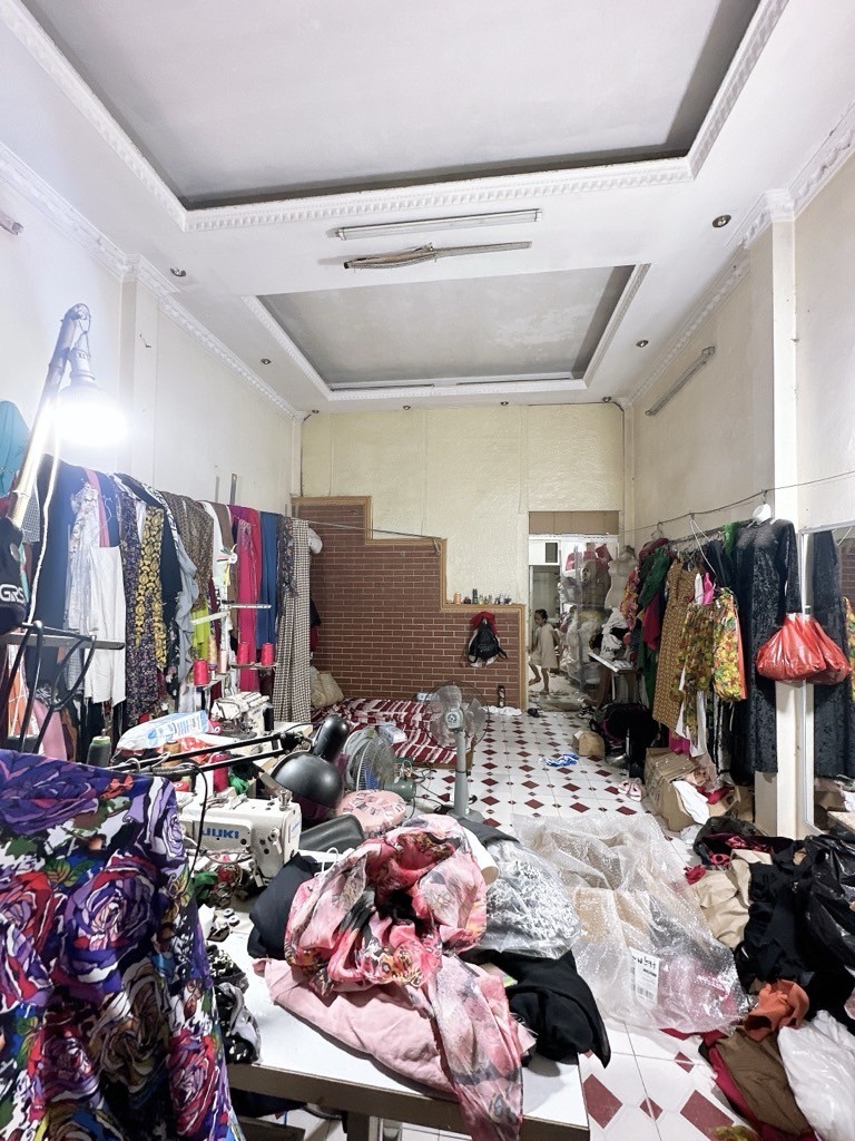Cần bán Nhà mặt tiền đường Thúy Lĩnh, Phường Lĩnh Nam, Diện tích 64m², Giá 11.5 Tỷ