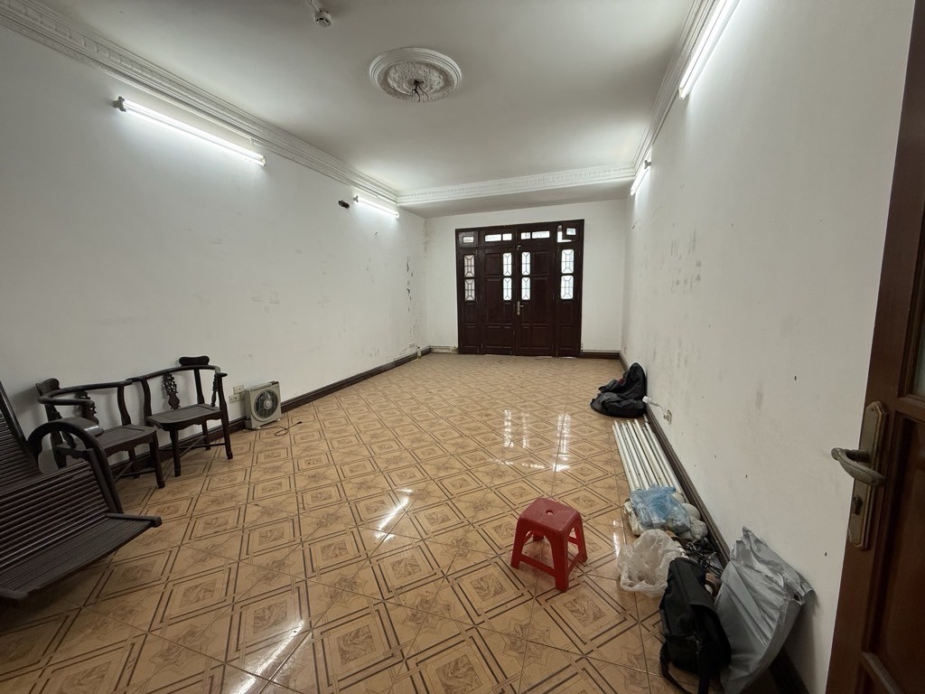 Cần bán Nhà mặt tiền đường Kim Đồng, Phường Giáp Bát, Diện tích 62m², Giá 40 Tỷ 2