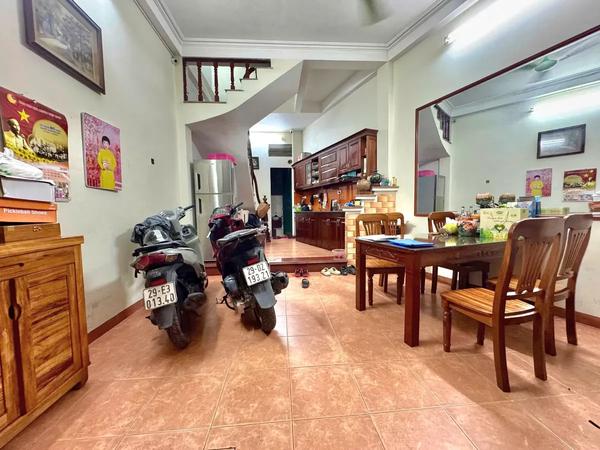 Bán Nhà Lương Định Của 29m2. 5 tầng. mặt tiền 5m. giá 9.5 Tỷ Đống Đa Hà Nội 5