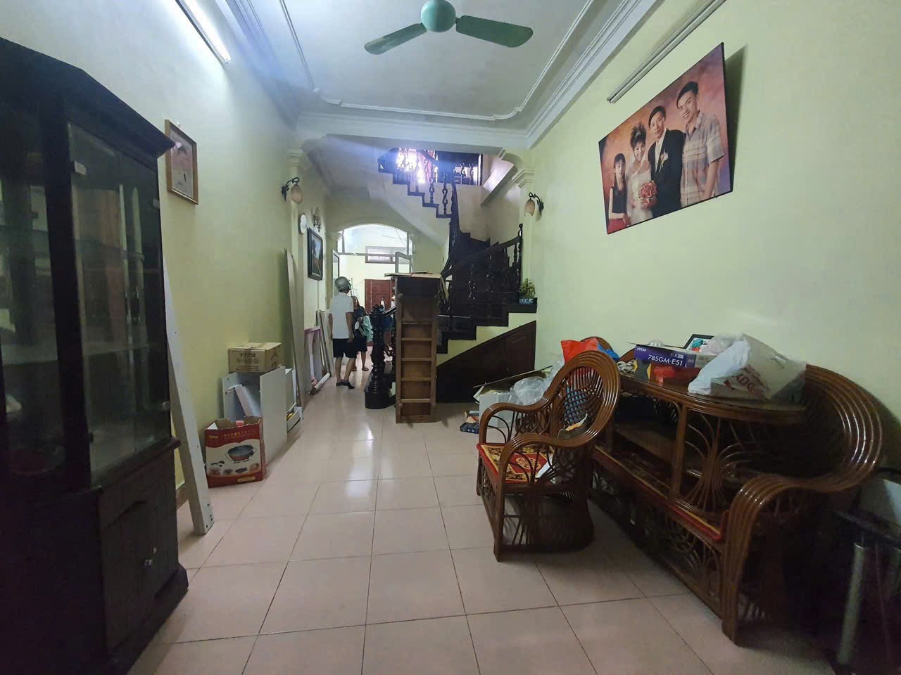 Cho thuê nhà Ngõ 76  Chùa Hà, Cầu Giấy 55m x 4T , 5PN giá 20 triệu, cho làm CHDV