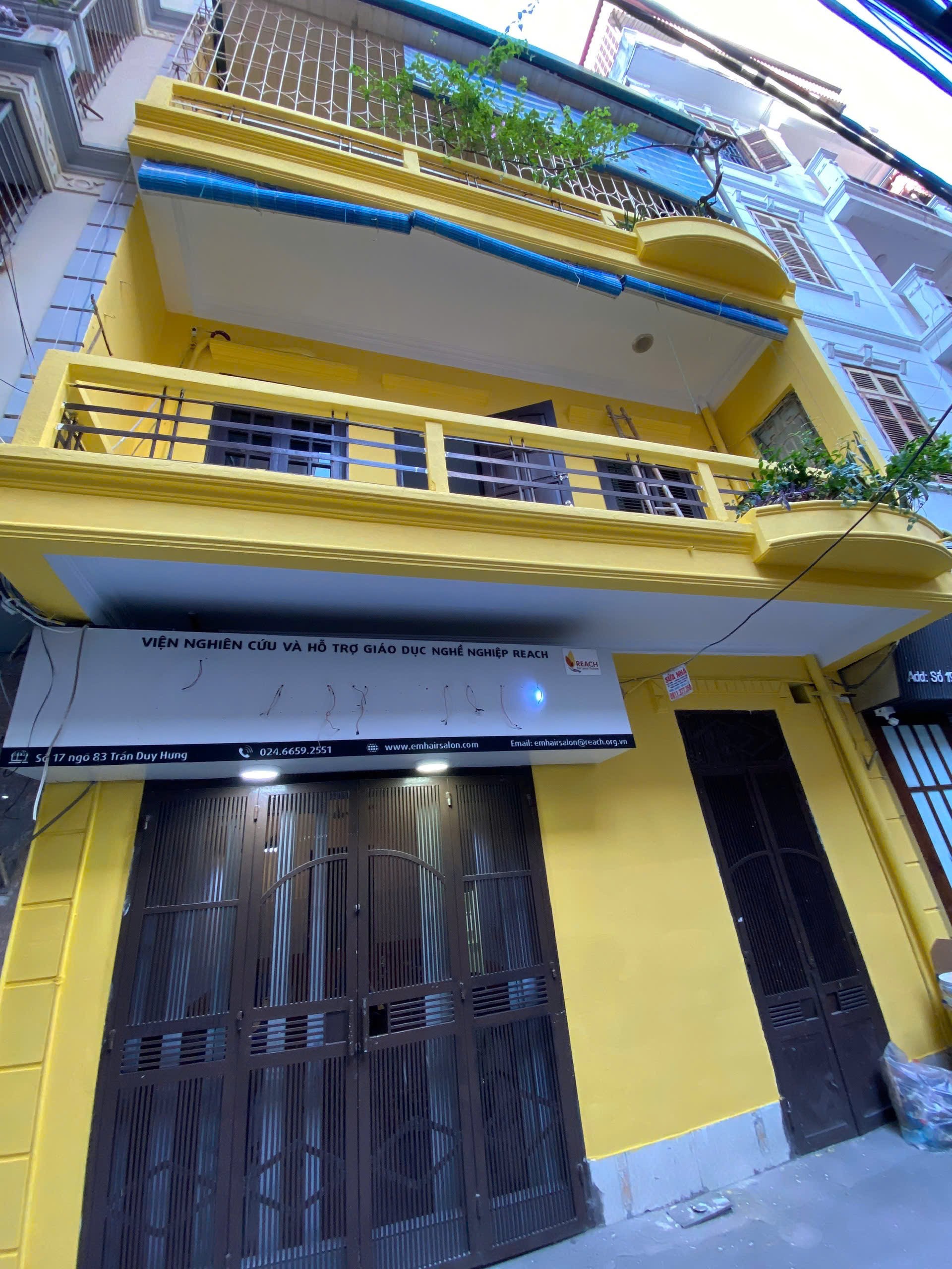 Cho thuê nhà Trần Duy Hưng, Cầu Giấy NGÕ Ô TÔ - KINH DOANH 55m x 3T giá 17 triệu