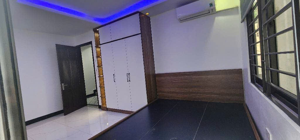 HƠN 5 TỶ CÓ NHÀ ĐẸP PHÚ LƯƠNG HÀ ĐÔNG _ 5 TẦNG FULL NỘI THẤT _15M RA ÔTÔ TRÁNH _NHÀ ĐẸP SĂN Ở 3
