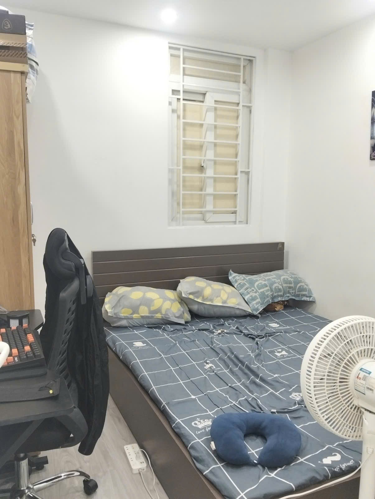 Bán căn CCMN ngõ 252 Tây Sơn, Đống Đa 50M, 2 ngủ giá 2.15 tỷ, nhà đẹp tặng nội thất 3