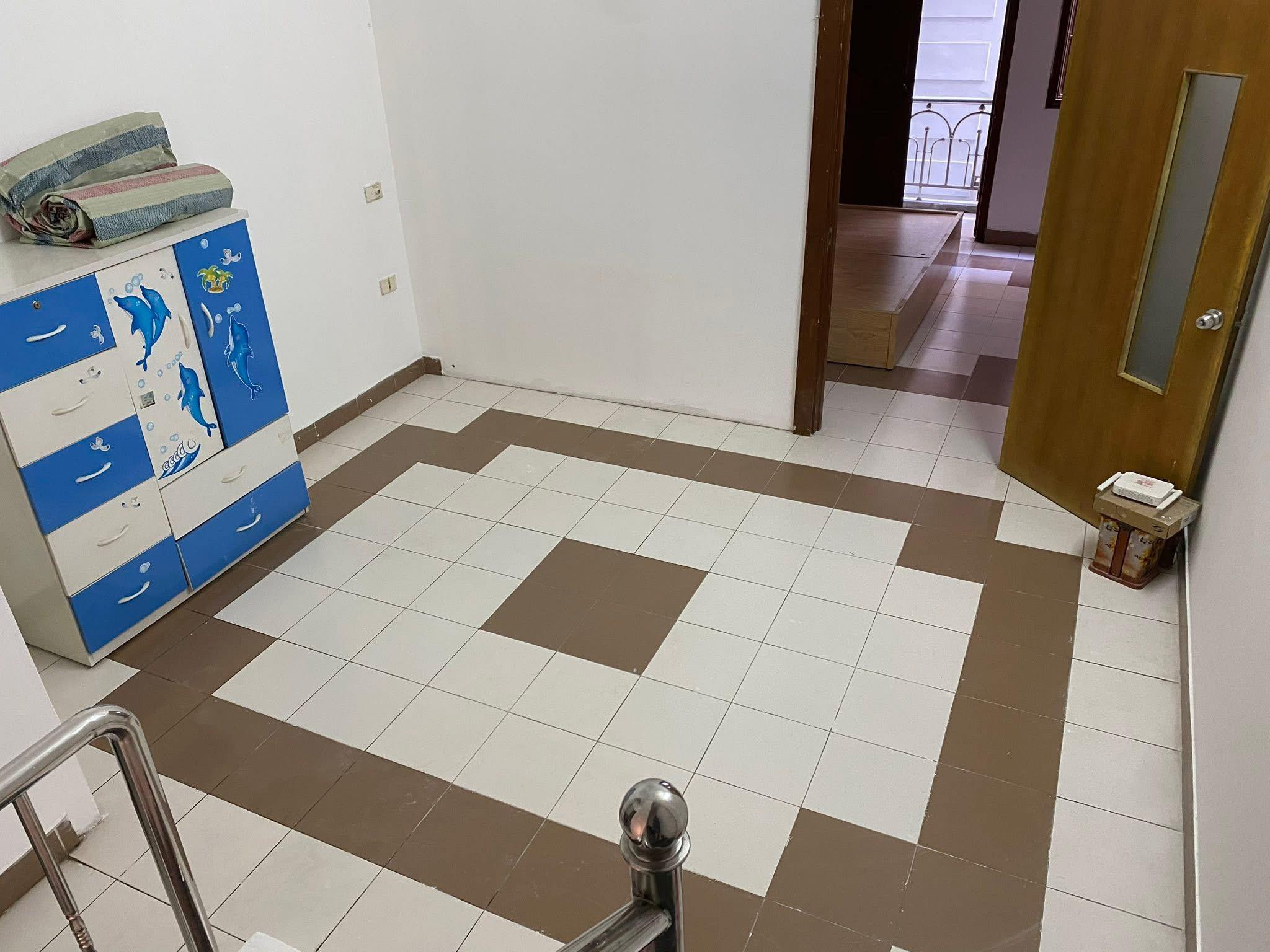 Cho thuê nhà riêng ngõ Quỳnh - BẠCH MAI - HAI BÀ TRƯNG 35m x 4T giá 10 triệu 2