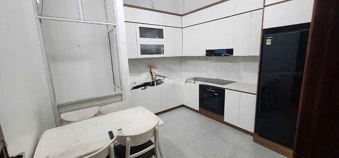 Cho thuê nhà ngõ 120 phố Trần Cung - Hoàng Quốc Việt 50m x 4T giá 16.5tr Ô TÔ - KD 3