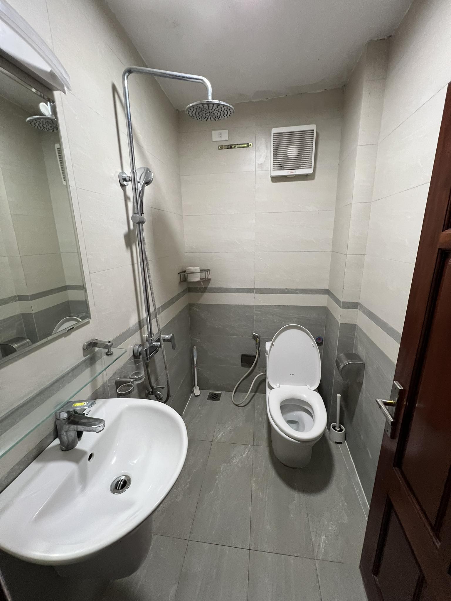 Cho thuê nhà riêng ngõ Quỳnh - BẠCH MAI - HAI BÀ TRƯNG 35m x 4T giá 10 triệu 4