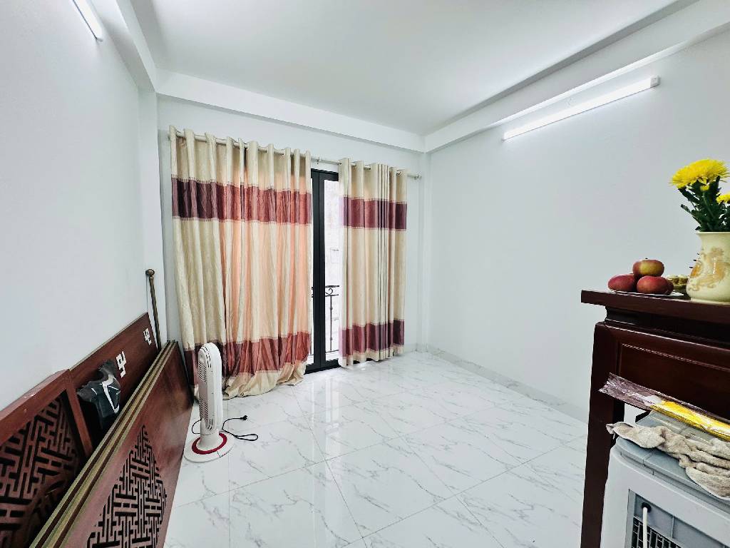 Bán nhà phố Nhân Mỹ, Mỹ Đình, 30m ra oto, Đầy đủ tiện ích, Nhà đẹp ở luôn, 35m2 5