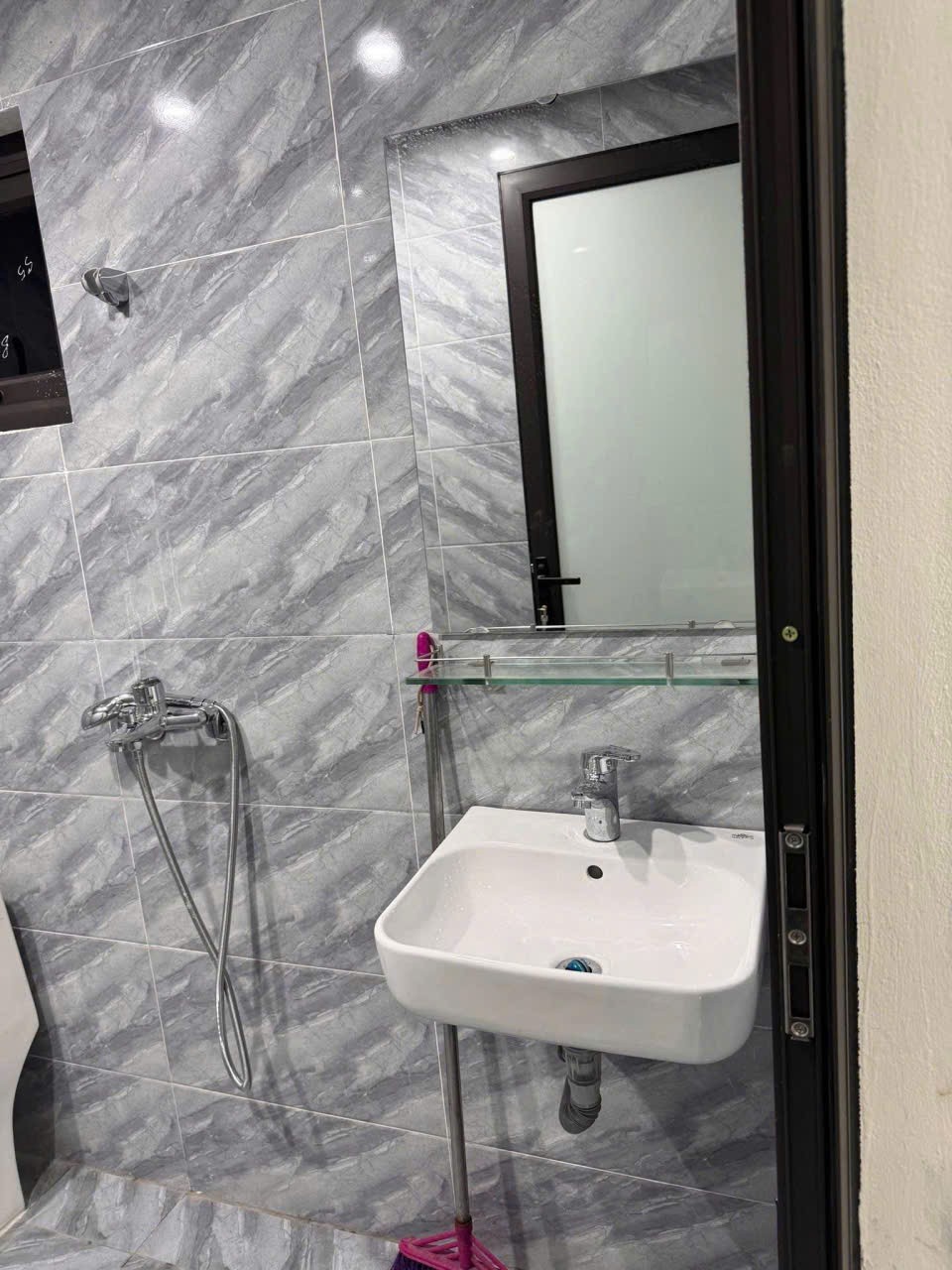 Cho thuê nhà riêng Tân Mỹ - Mỹ Đình -  quận Nam Từ liêm 40m x 2T đủ đồ  giá 10 triệu 3