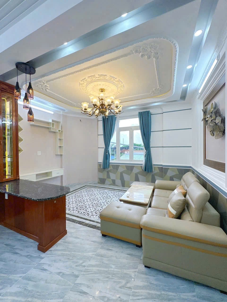 54. NHÀ 1 TRỆT 3 LẦU, SÂN THƯỢNG, GÓC 2 MẶT TIỀN, CÓ CHỖ ĐẬU ÔTÔ TRONG NHÀ 4