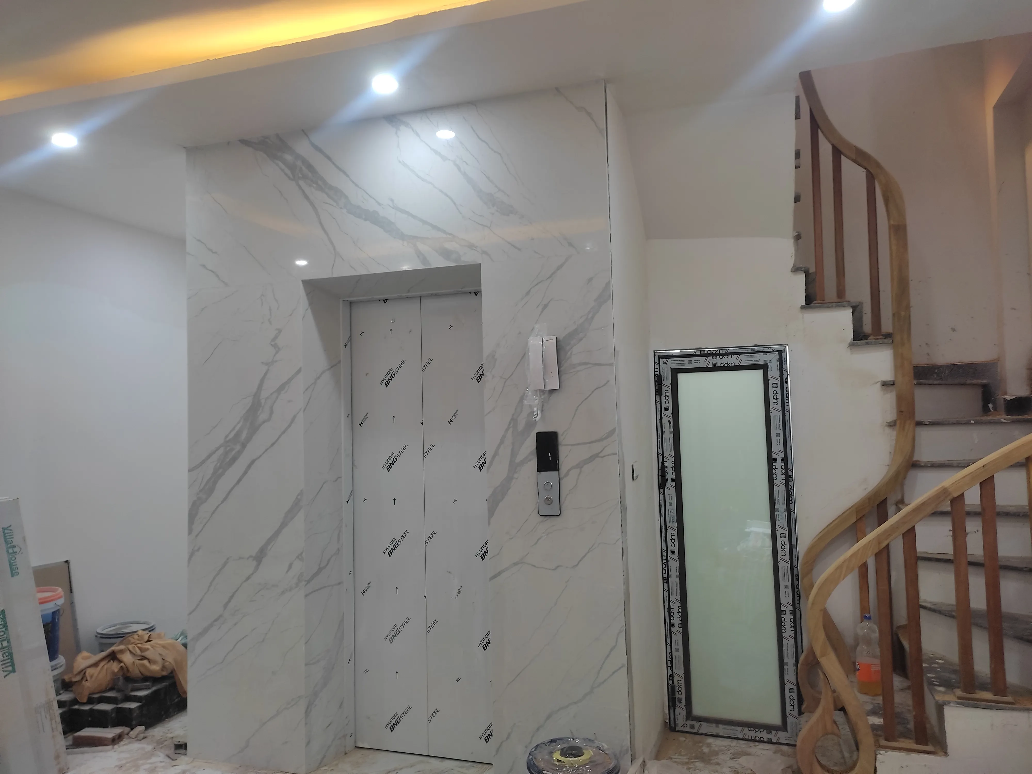 Bán Nhà Nguyễn Lương Bằng 30m2. 6 tầng. mặt tiền 5.3m. giá 9.85 tỷ Đống Đa Hà Nội 4