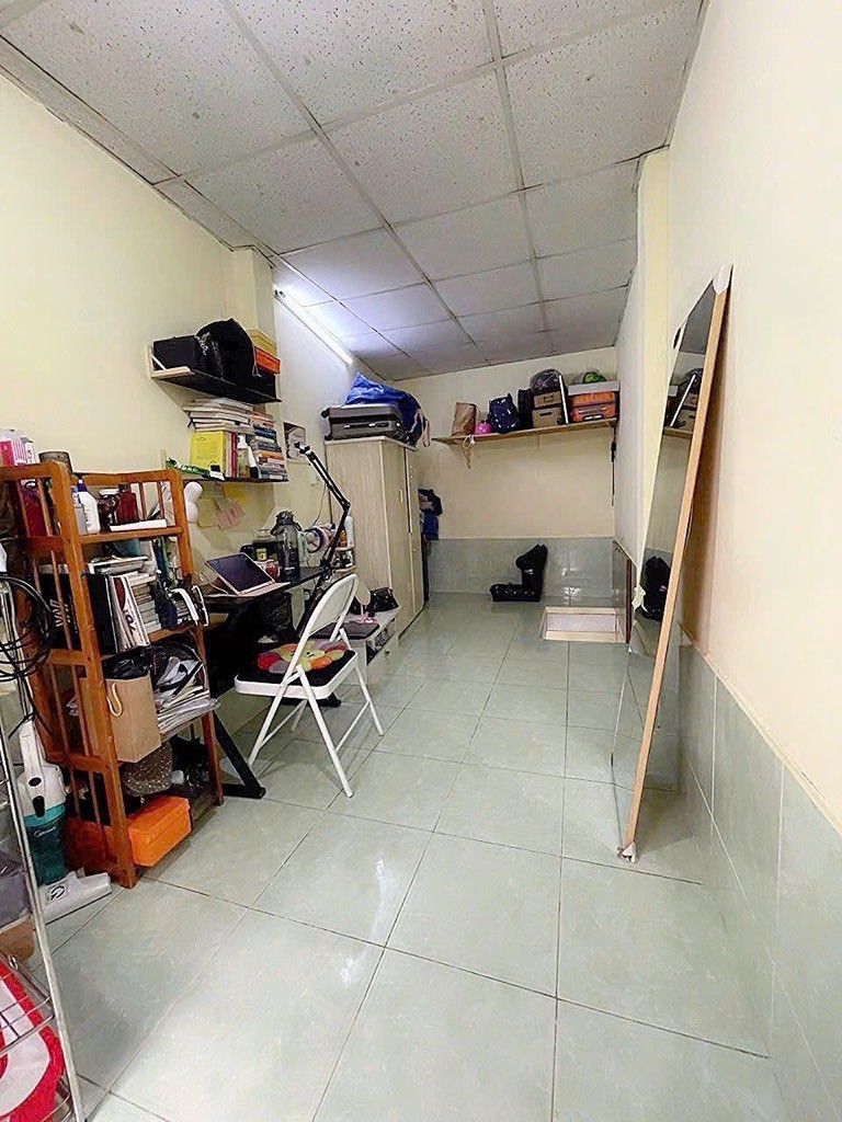Bán nhà 3 tầng Âu Cơ, 2PN 2WC hơn 1 tỷ sổ hồng riêng 3