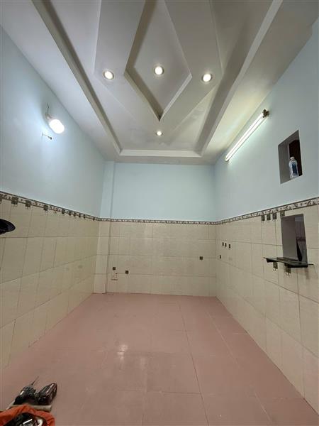 Bán nhà ngay chợ Phạm Văn Hai, 21m2 SHR vuông vức hơn 2 tỷ 3