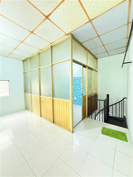 Bán nhà ngay chợ Phạm Văn Hai, 21m2 SHR vuông vức hơn 2 tỷ 2