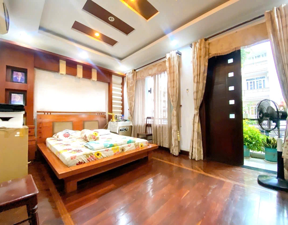 Bán nhà 76m² 4PN hẻm thông GẦN MẶT TIỀN giá 7.x tỷ TL 4