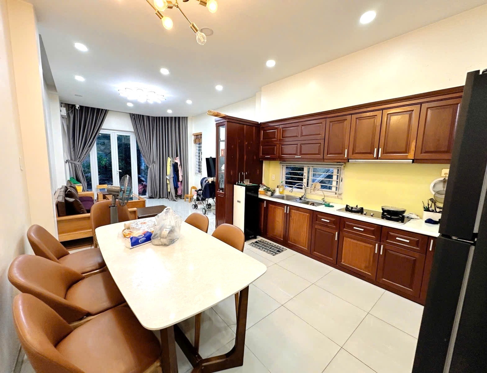 CHÍNH CHỦ 1 ĐỜI!  Nhà Đẹp 54M² 4 Tầng HXH P9 Gò Vấp –Gần EMART  ! 2