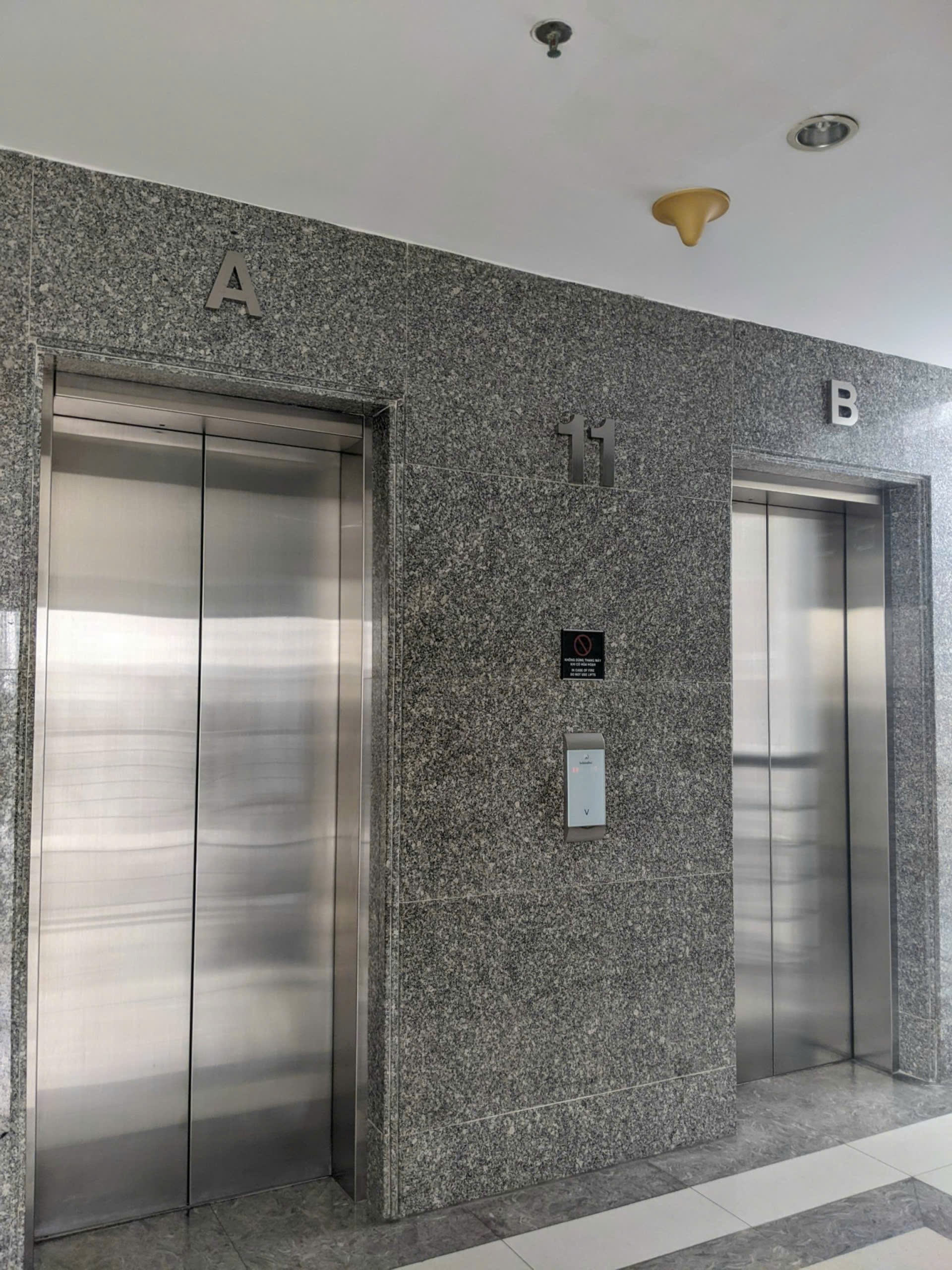 Cần bán Văn phòng đường Lý Chính Thắng, Phường 7, Diện tích 336m², Giá 350 Tỷ 2