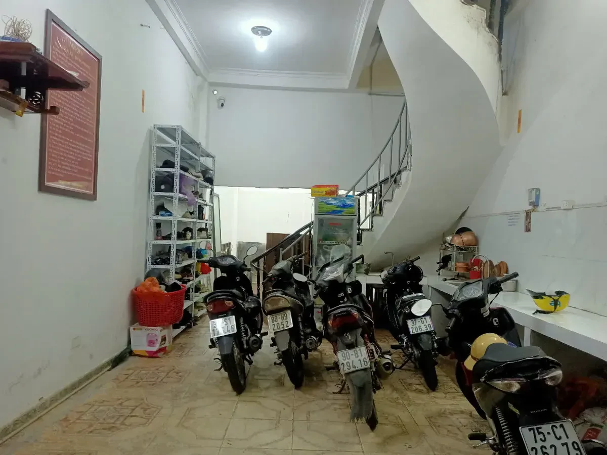 Bán Nhà Xã Đàn2. 54m2. 5 tầng. mặt tiền 4.2m. giá 16.3 tỷ Đống Đa Hà Nội 3