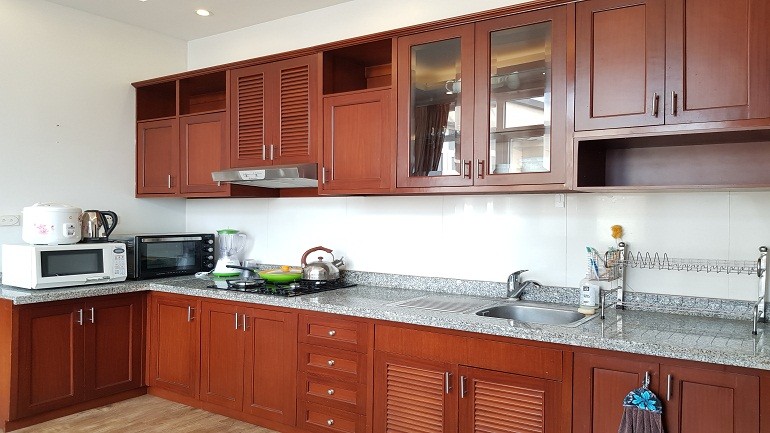 Cho thuê căn hộ dịch vụ tại Trúc Bạch, Ba Đình, 100m2, 2PN, đầy đủ nội thất 6