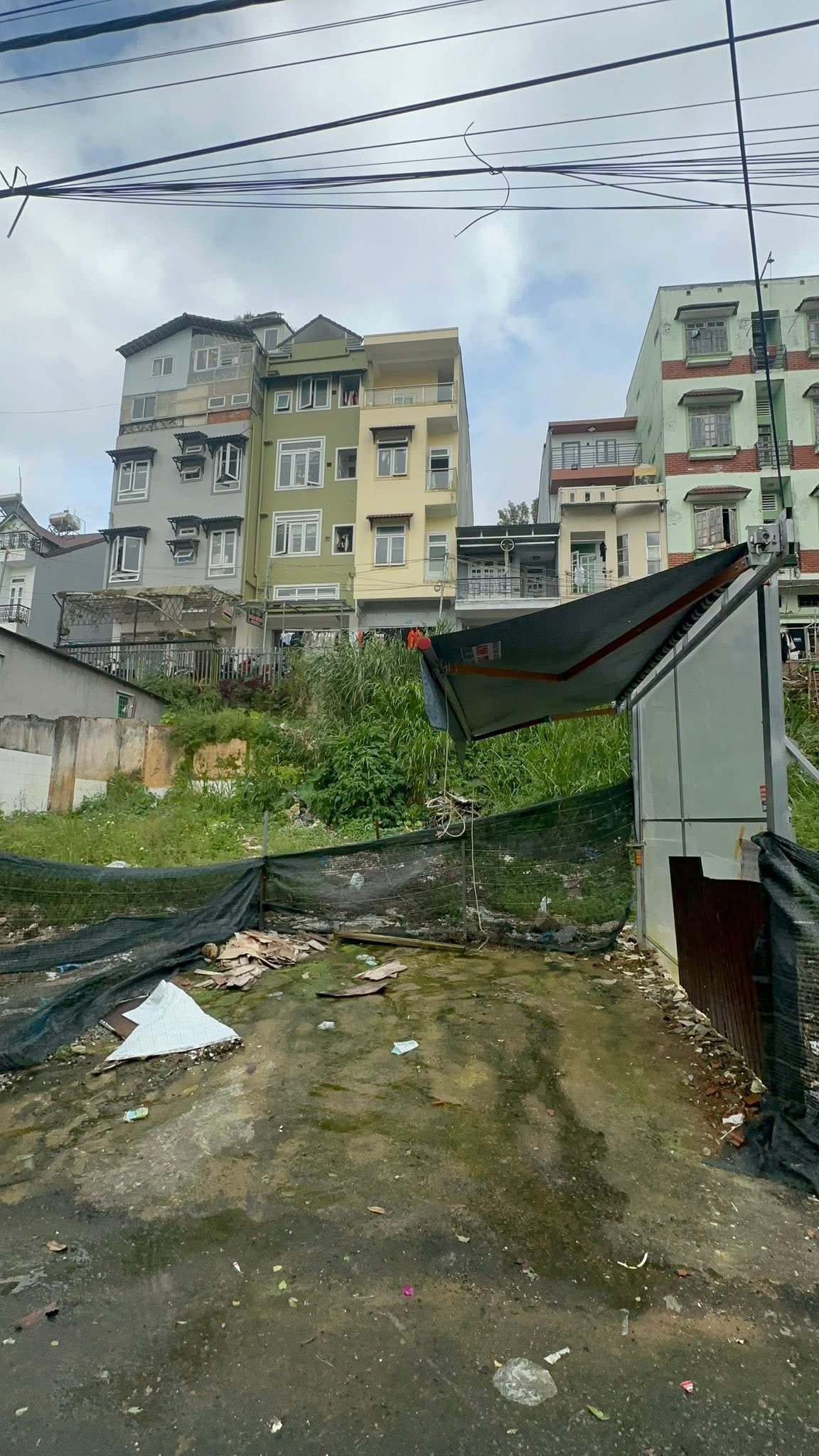 CẦN BÁN GẤP ĐẤT XDSR GẦN TRUNG TÂM – ĐƯỜNG BÙI THỊ XUÂN, ĐÀ LẠT GIÁ 9.1 TỶ