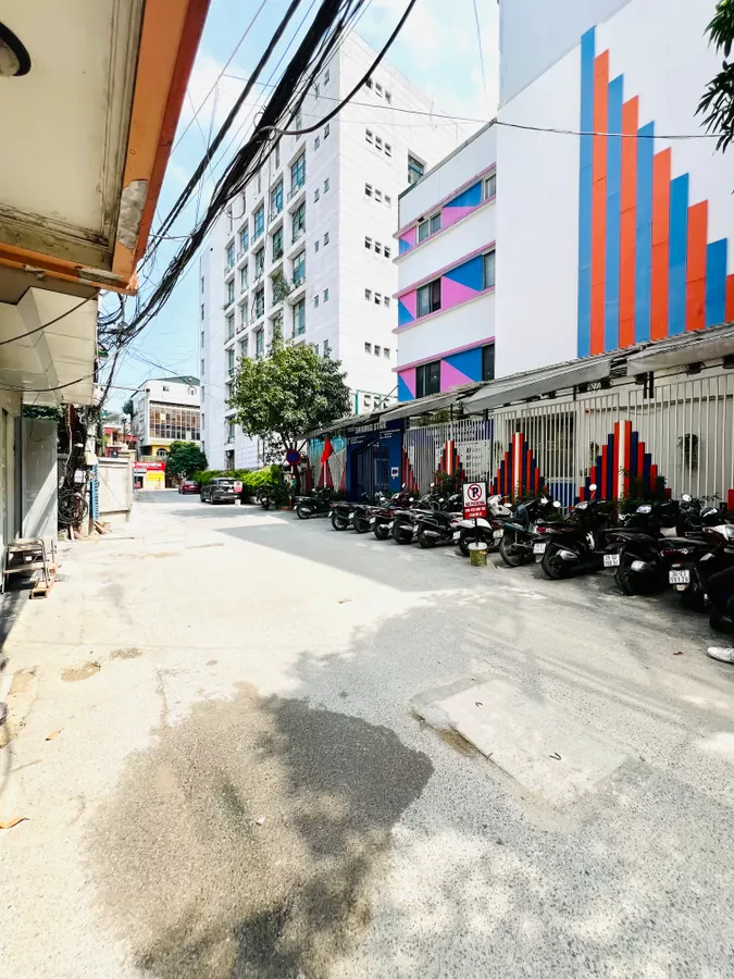 Bán Nhà Vũ Ngọc Phan 18m2. 5 tầng. mặt tiền 3.4m. giá 4.8 tỷ Đống Đa Hà 2