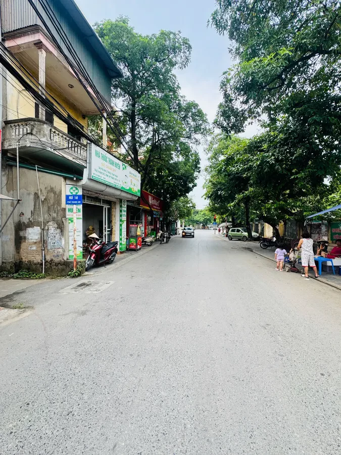 NHÀ ĐẸP LÔ GÓC Ô TÔ CHẠY VÒNG QUANH Phố Thanh Am 62 M2 X 5 Tầng 12.2 tỷ Long Biên Hà Nội. 3