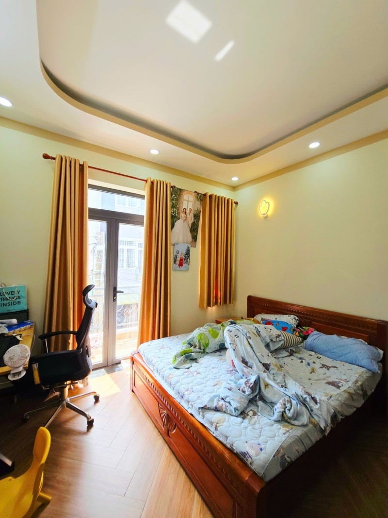 Bán nhà đường Lò Lu, Trường Thạnh, Q9. TP HCM, DT 60m2, 4 tầng, SH, 6.55  tỷ. LH: 0933125879 5