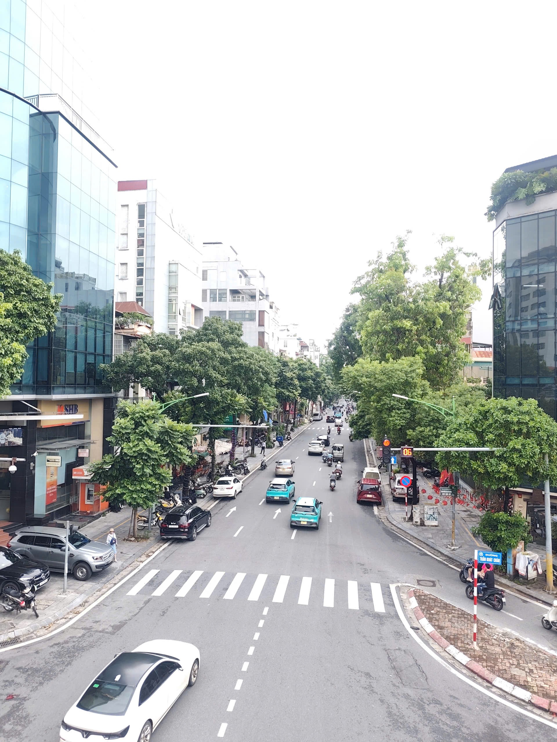Cần bán Nhà mặt tiền đường Phố Huế, Phường Phố Huế, Diện tích 819m², Giá 420.000.000.000 Tỷ