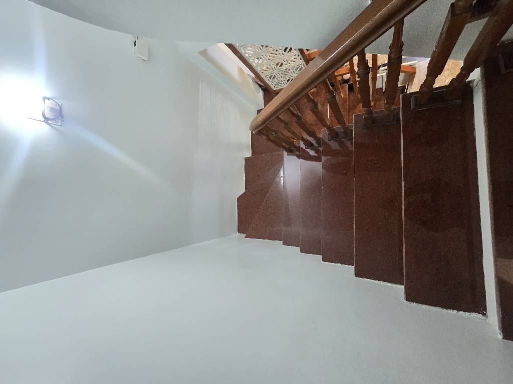Cần bán Nhà mặt tiền đường Tân Khai, Phường Mai Động, Diện tích 31m², Giá 7.1 Tỷ 3