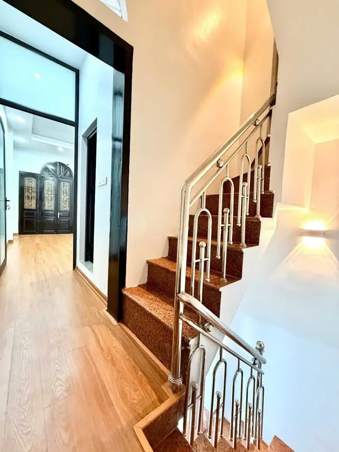 Bán Nhà Văn Chương 38m2.  4 tầng. mặt tiền 3m. giá 7.95 Tỷ Đống Đa Hà Nội 4