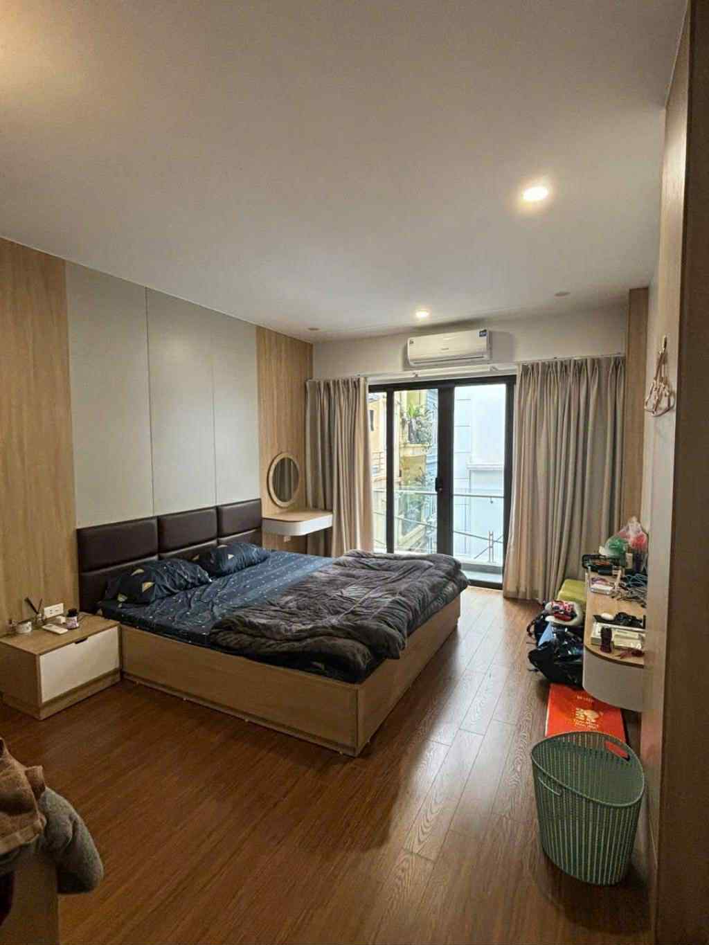 bán nhà Long Biên, 6 tầng thang máy, full nội thất, ngõ thông, ôtô vào nhà 4