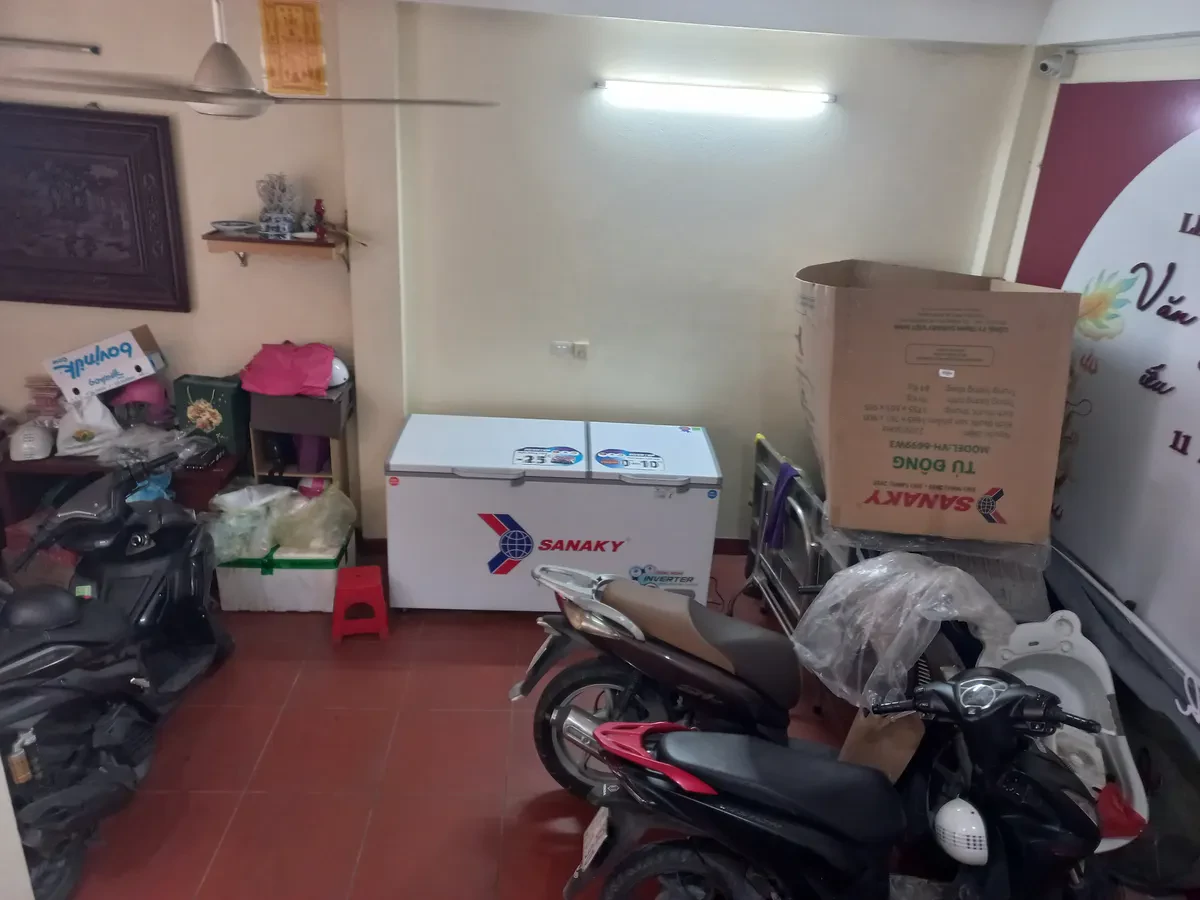 NHÀ DÂN XÂY CHO THUÊ-KINH DOANH  50m2 X 4 Tầng mặt tiền 6m X 12.5 Tỷ.