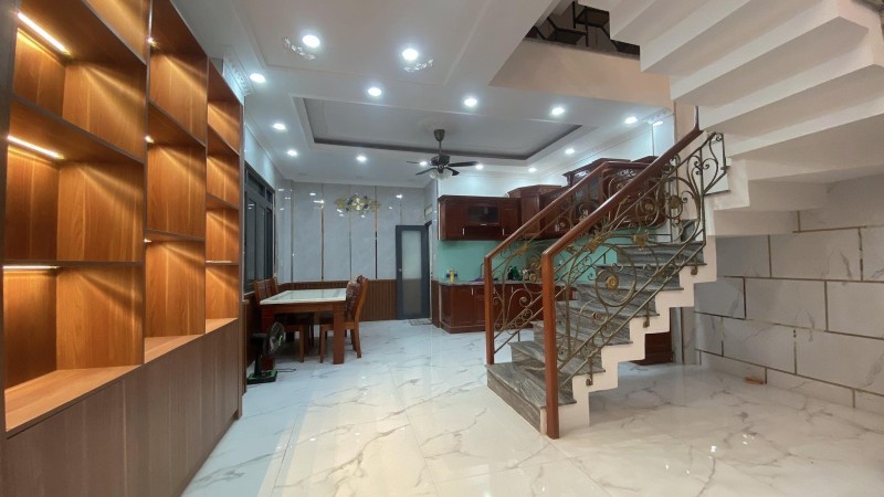 Bán nhà đường 49 Hiệp Bình Chánh, Thủ Đức. 5x19m, 5 tầng, 4PN, SH. Giá 10.6 tỷ. 3
