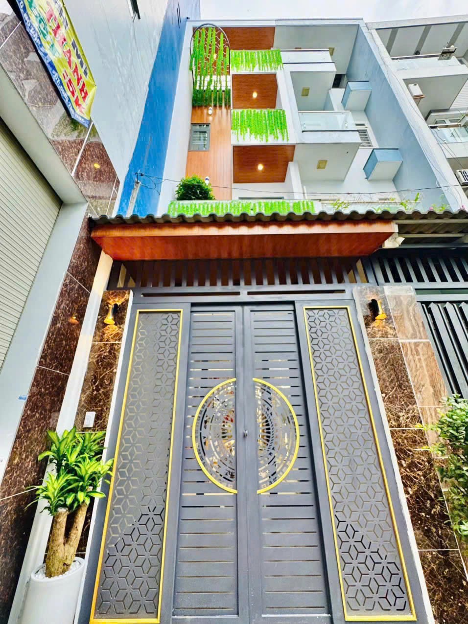 BÁN NHÀ 3 LẦU MỚI 100% - GẦN CHỢ & TRƯỜNG HỌC - BÌNH TÂN