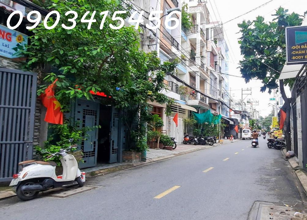 Nhà HXH 3 tầng, T.Phú, 4x15m, gần chợ Nguyễn Sơn, HXH nhỉnh 5tỷ 3