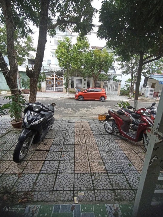 Bán nhà 3 tầng đường Đỗ Huy Uyển đối diện Vincom cách biển Mỹ Khê 800m trung tâm Sơn Trà Đà Nẵng 4