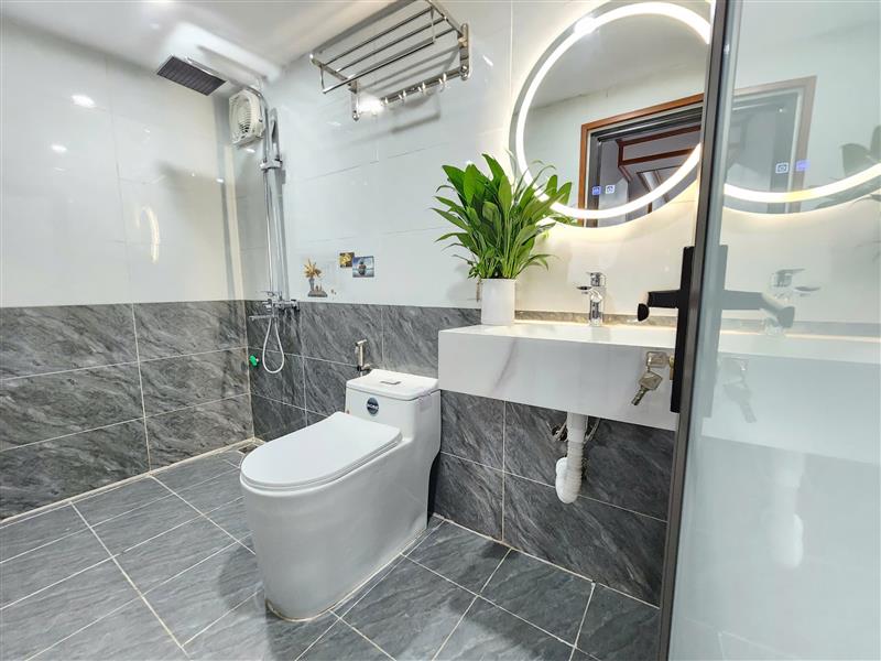 Cần bán Nhà mặt tiền đường Tân Mai, Phường Hoàng Văn Thụ, Diện tích 75m², Giá 3.79 Tỷ 5