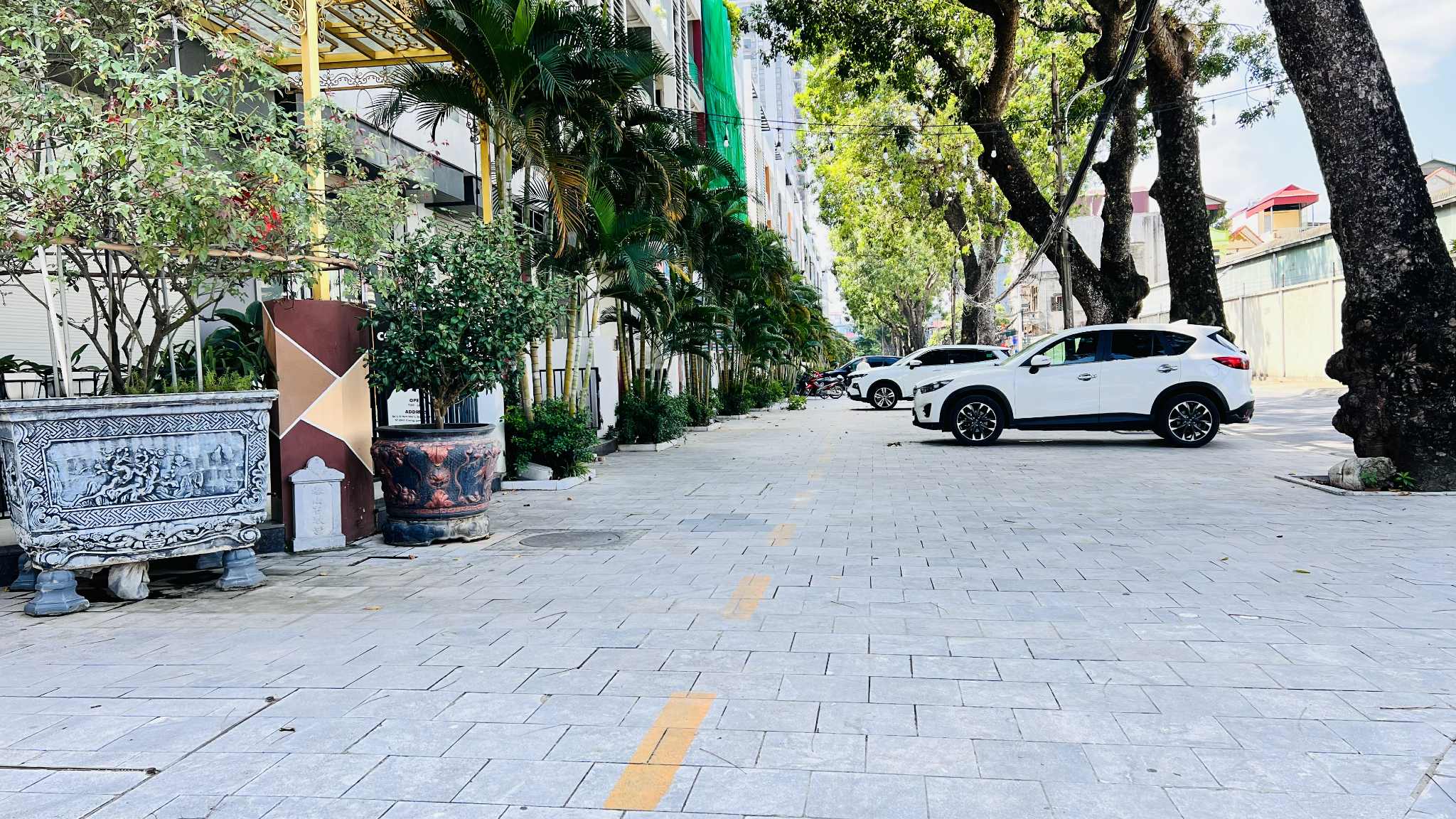 Liền kề lô góc Bình Minh Garden, cách cầu Đông trù 100m, vỉa hè đá bóng, vừa ở vừa kinh doanh 3