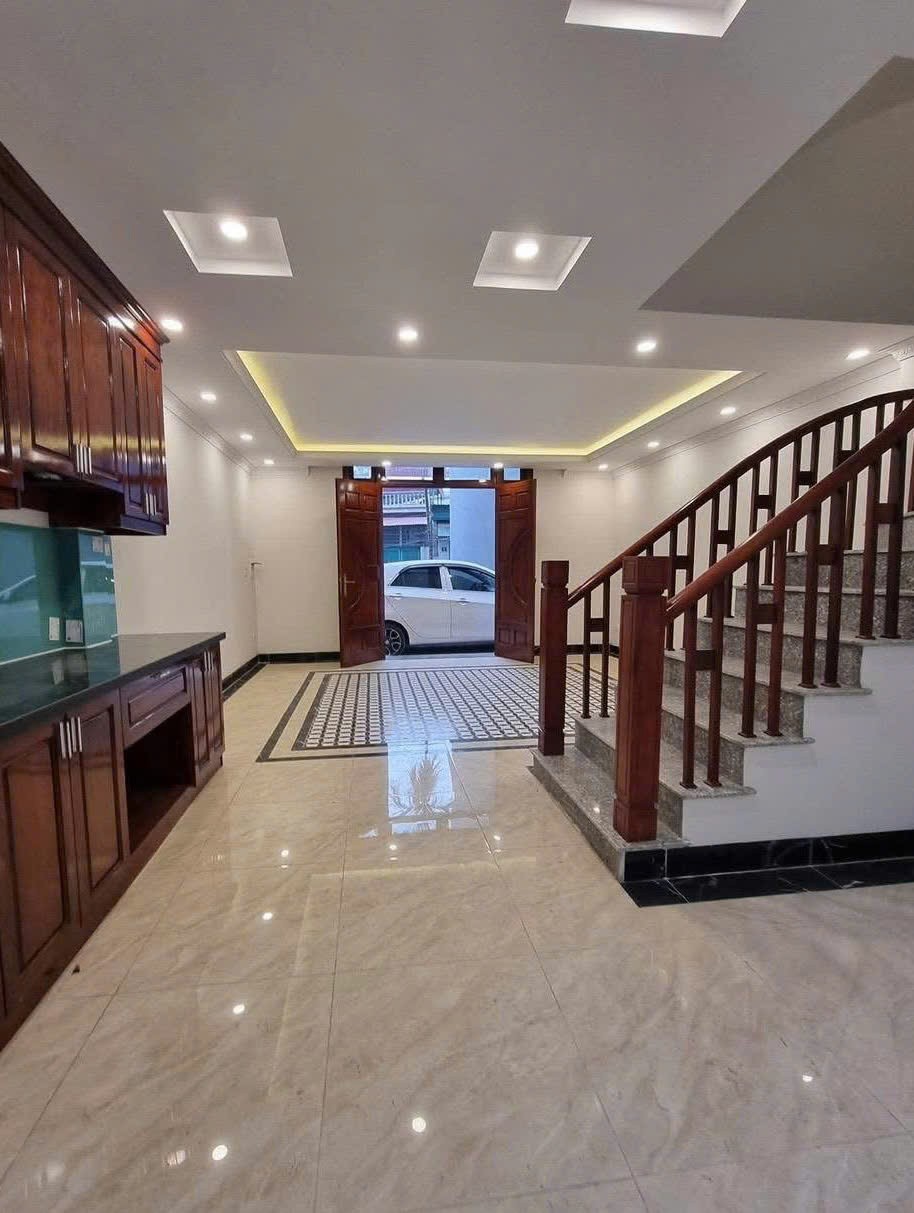 Bán nhà Lê Trọng Tấn, Thanh Xuân 60m 5 tầng, Ô tô tránh vỉa hè 2 bên - Lô góc 2 thoáng