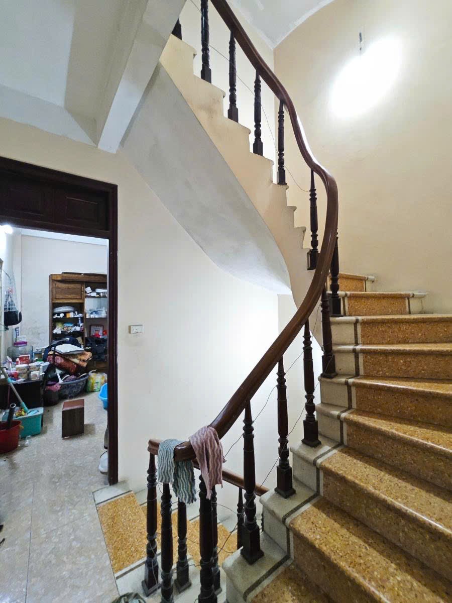 Bán nhà Xã Đàn 112m Ô tô vào nhà 14 phòng cho thuê - Móng bè ép cọc tường 20 giá đầu tư 5