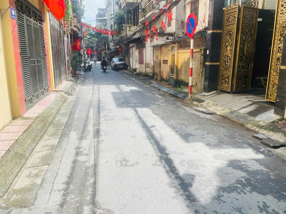Bán nhà Hoàng Đạo Thành - Phân lô ô tô tránh lô góc 3 thoáng 90m 4 tầng 25,5 tỷ 2