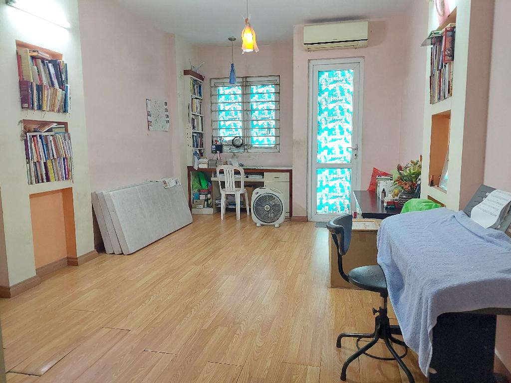 NHÀ ĐẸP – Ở NGAY – VỊ TRÍ TRUNG TÂM PHỐ HÀO NAM 3
