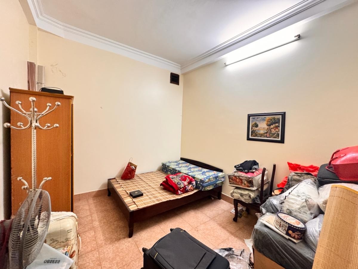 Nhà đẹp Khương Đình - 47m2 x 4 tầng - ngõ thông - giá chỉ 6,8 tỷ - Nói không 3