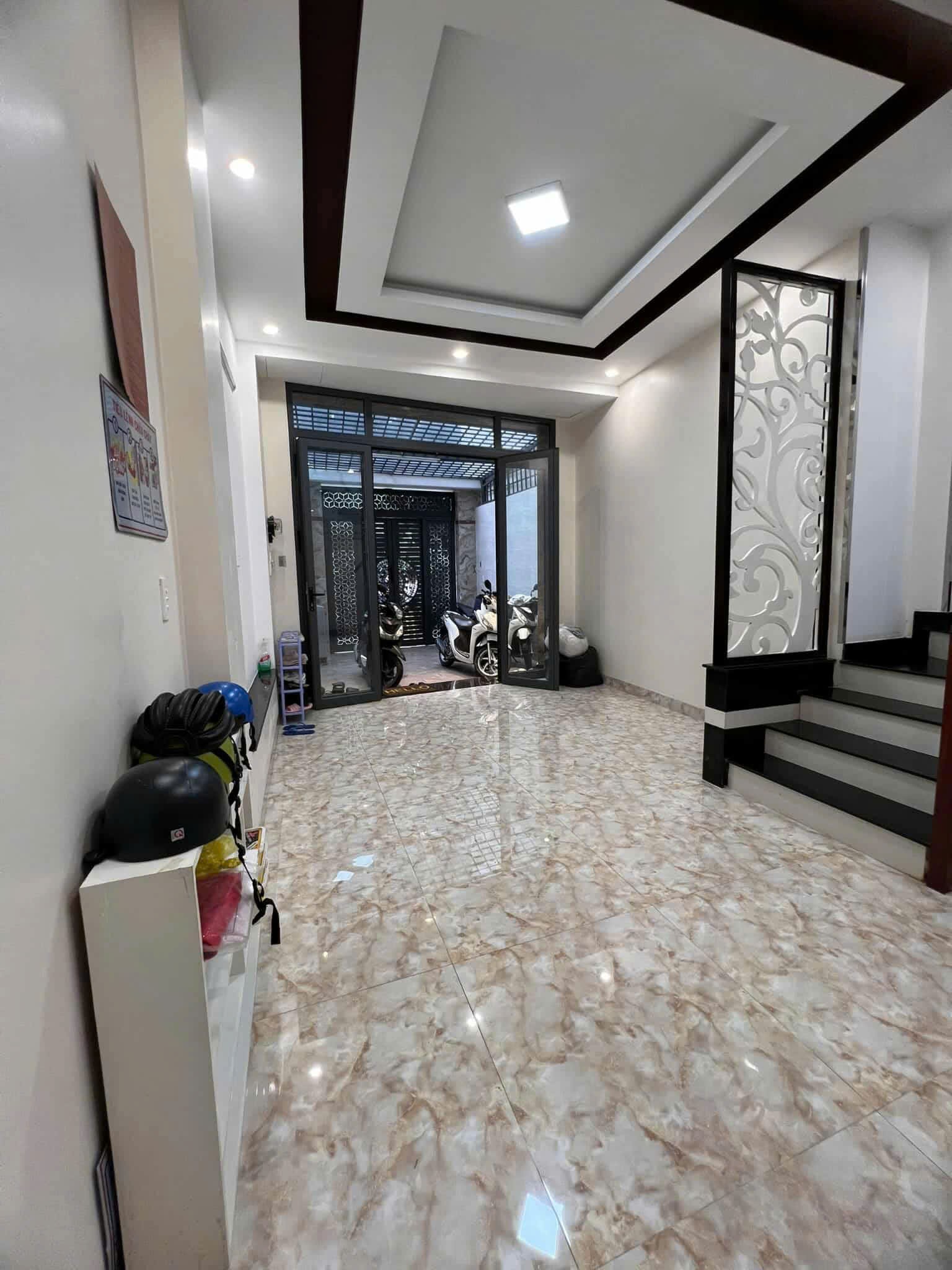 MẶT TIỀN PHÚ NHUẬN - 4 TẦNG ĐẸP 70M² (4×17) - GIÁ RẺ 14.2 TỶ - CHO THUÊ 30TR/THÁNG 10