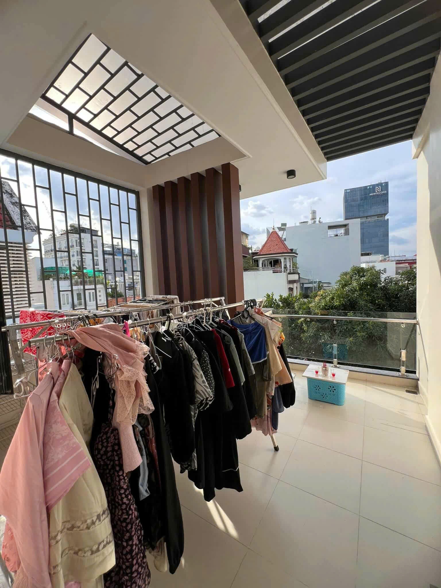 MẶT TIỀN PHÚ NHUẬN - 4 TẦNG ĐẸP 70M² (4×17) - GIÁ RẺ 14.2 TỶ - CHO THUÊ 30TR/THÁNG 9