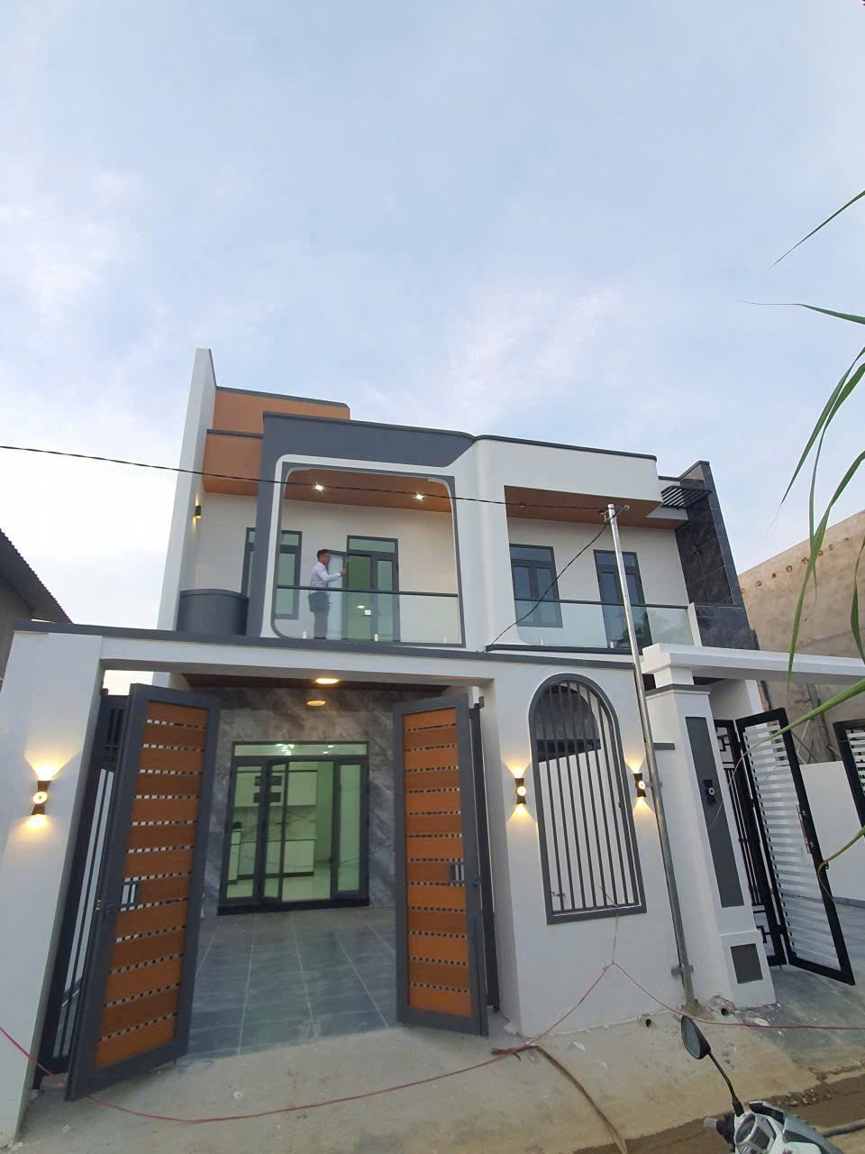 Bán nhà Diên Điền mới hoàn thiện ngay trung tâm xã - hẻm Rọc Chu đường thông 2