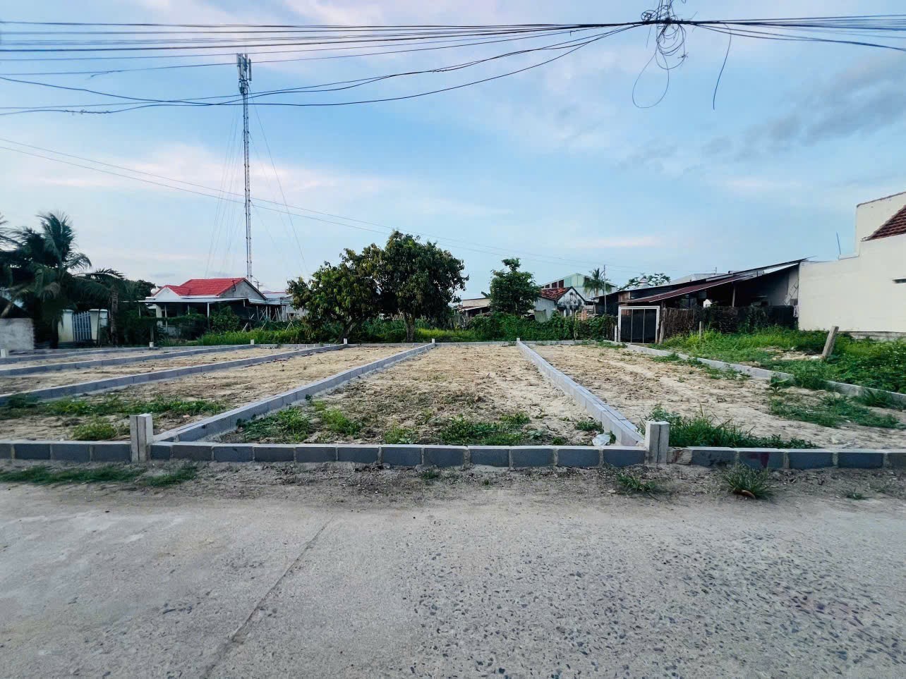 Bán đất Diên Toàn thôn Đông Dinh full thổ cư đường thông ra Nguyễn Trãi và Quốc Lộ 1A