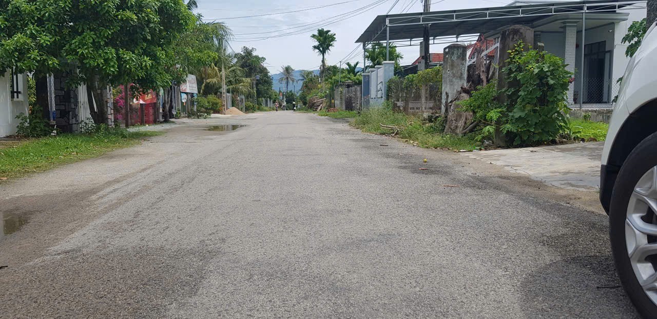 Bán đất Suối Tiên mặt tiền đường nhựa liên thôn QH 30m 3